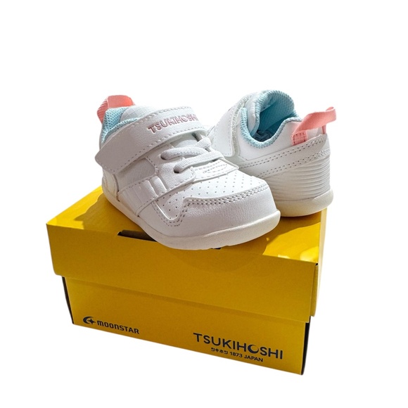 NIB Tsukihoshi Racer White/Pink